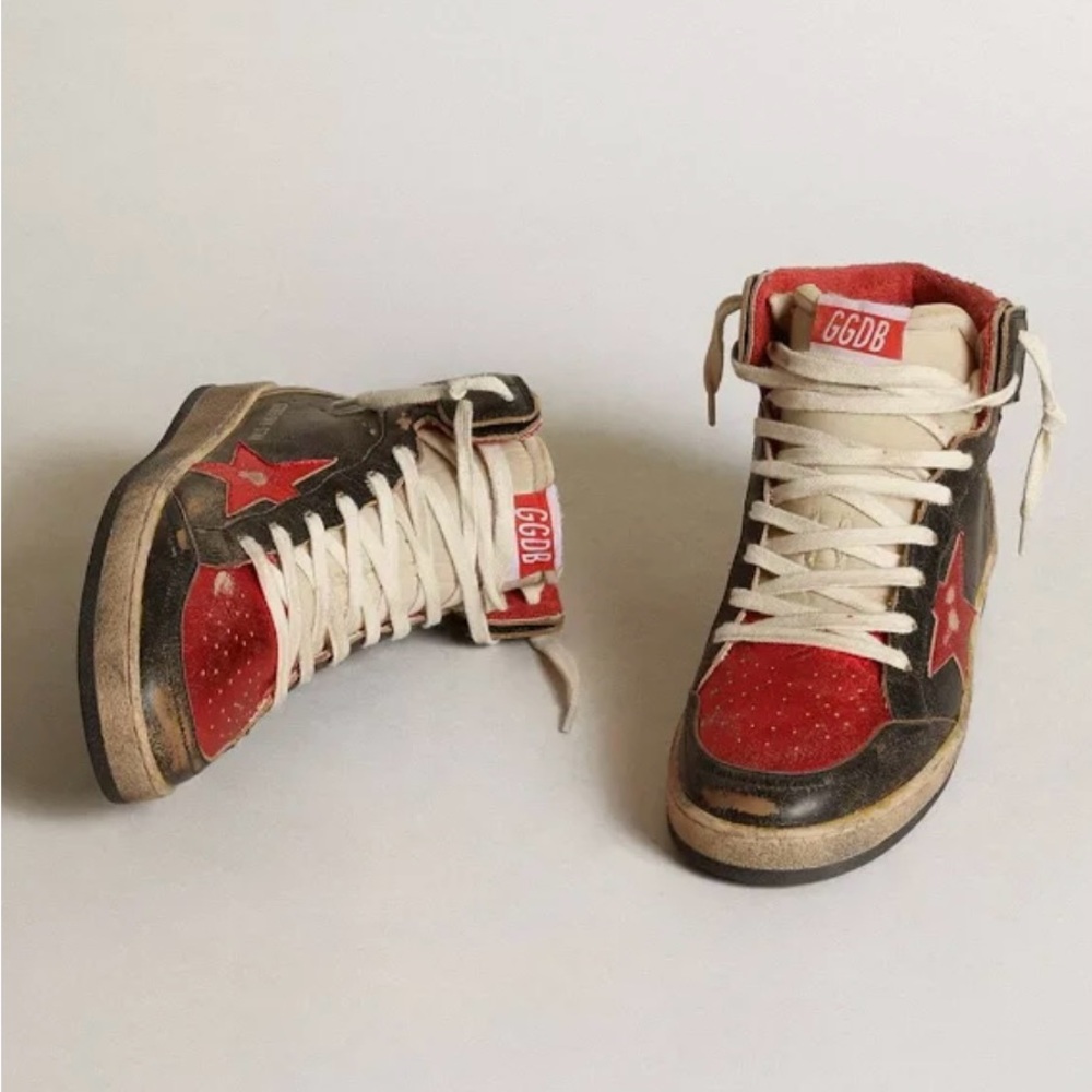 Golden Goose Black and Red Mid-Top Sneakers with Star - Picture 2 of 10